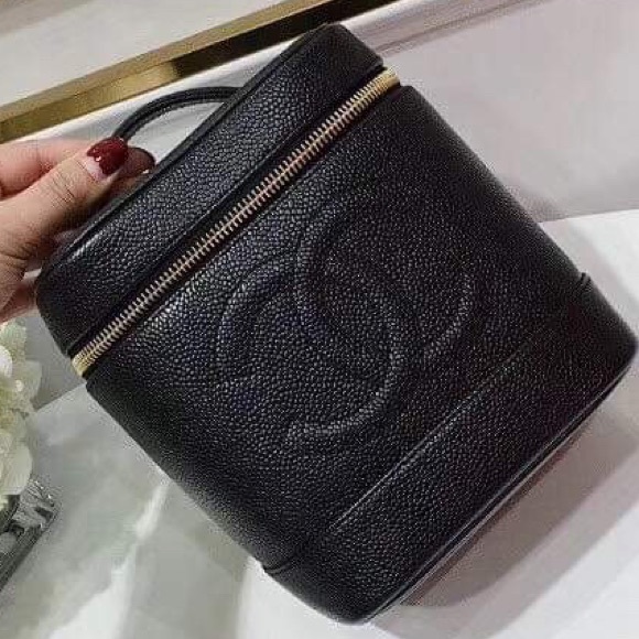 Chanel Vintage Black Caviar Vanity Case